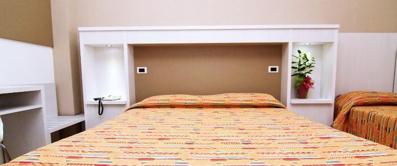 Hotel President Васто Экстерьер фото